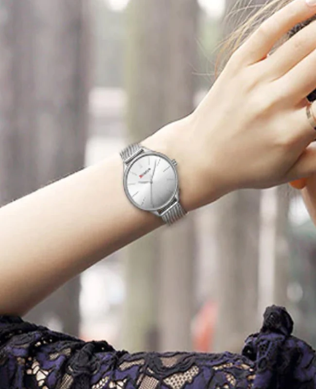 CURREN 9024 Women's Mesh Watch